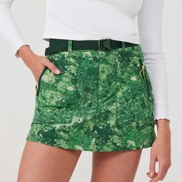 Outdoor Voices Pants - NWT Outdoor Voices RecTrek Skirt Green, women’s size S